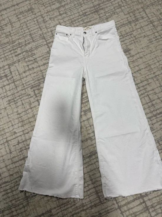 Madewell High-Rise Wide-Leg Jeans in White - Picture 2 of 4